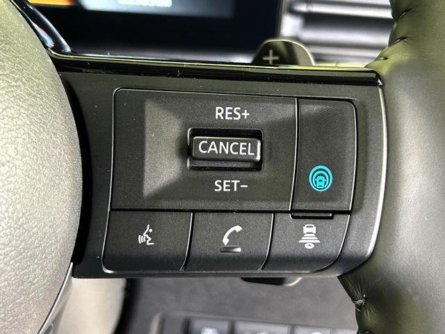 セレナ ハイウェイスターV 両側電動ドア 全周囲カメラ 衝突被害軽減システム レーダークルーズ 禁煙車 ハーフレザーシート ドラレコ コーナーセンサー スマートキー LEDヘッド ETC2.0 オートハイビーム オートライト(4枚目)