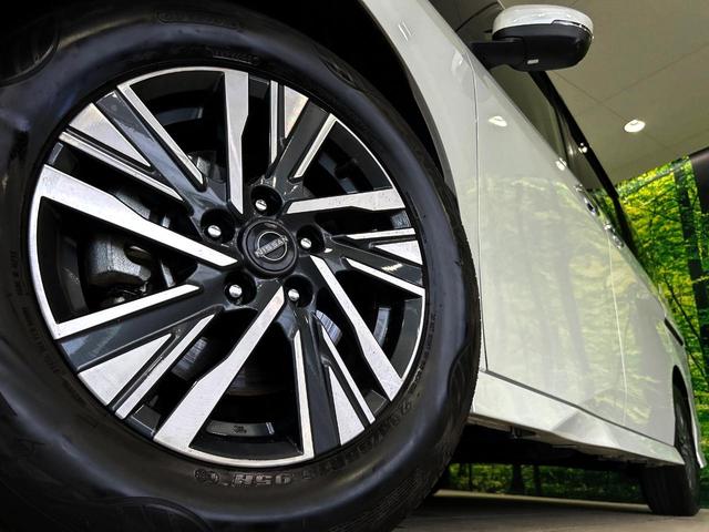 セレナ ハイウェイスターV 両側電動ドア 全周囲カメラ 衝突被害軽減システム レーダークルーズ 禁煙車 ハーフレザーシート ドラレコ コーナーセンサー スマートキー LEDヘッド ETC2.0 オートハイビーム オートライト(14枚目)