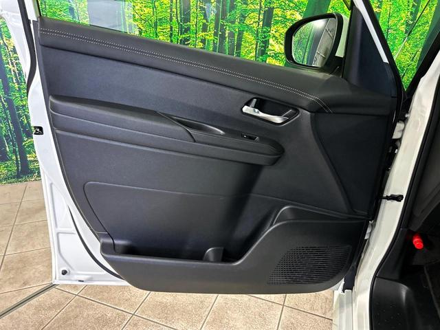 セレナ ハイウェイスターV 両側電動ドア 全周囲カメラ 衝突被害軽減システム レーダークルーズ 禁煙車 ハーフレザーシート ドラレコ コーナーセンサー スマートキー LEDヘッド ETC2.0 オートハイビーム オートライト(34枚目)