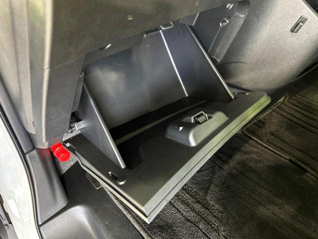 セレナ ハイウェイスターV 両側電動ドア 全周囲カメラ 衝突被害軽減システム レーダークルーズ 禁煙車 ハーフレザーシート ドラレコ コーナーセンサー スマートキー LEDヘッド ETC2.0 オートハイビーム オートライト(45枚目)