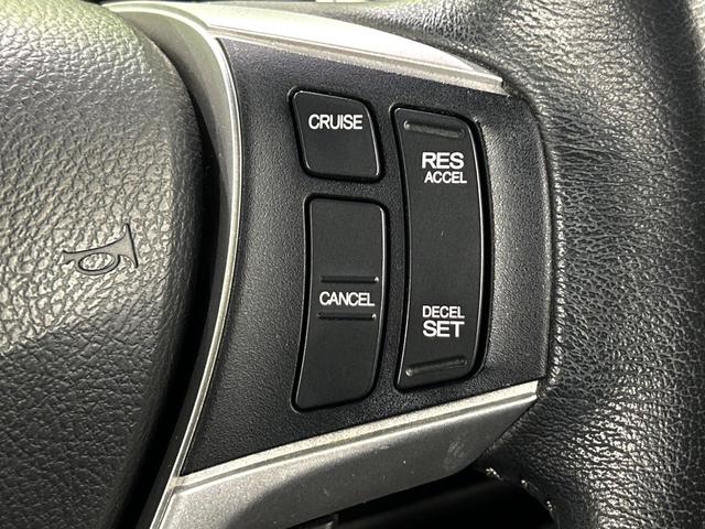 ステップワゴンスパーダ Ｚ　クールスピリット　両側電動ドア　純正ＳＤナビ　後席モニター　バックカメラ　禁煙車　ハーフレザーシート　ドラレコ　スマートキー　ＨＩＤヘッド　ビルトインＥＴＣ　クルコン　オートエアコン　純正１７インチアルミ（7枚目）