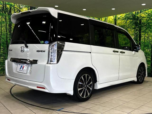 ステップワゴンスパーダ Ｚ　クールスピリット　両側電動ドア　純正ＳＤナビ　後席モニター　バックカメラ　禁煙車　ハーフレザーシート　ドラレコ　スマートキー　ＨＩＤヘッド　ビルトインＥＴＣ　クルコン　オートエアコン　純正１７インチアルミ（18枚目）