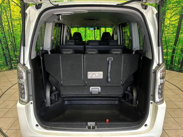 ステップワゴンスパーダ Ｚ　クールスピリット　両側電動ドア　純正ＳＤナビ　後席モニター　バックカメラ　禁煙車　ハーフレザーシート　ドラレコ　スマートキー　ＨＩＤヘッド　ビルトインＥＴＣ　クルコン　オートエアコン　純正１７インチアルミ（36枚目）