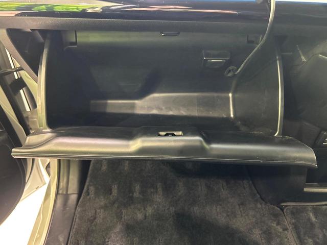 ステップワゴンスパーダ Ｚ　クールスピリット　両側電動ドア　純正ＳＤナビ　後席モニター　バックカメラ　禁煙車　ハーフレザーシート　ドラレコ　スマートキー　ＨＩＤヘッド　ビルトインＥＴＣ　クルコン　オートエアコン　純正１７インチアルミ（38枚目）