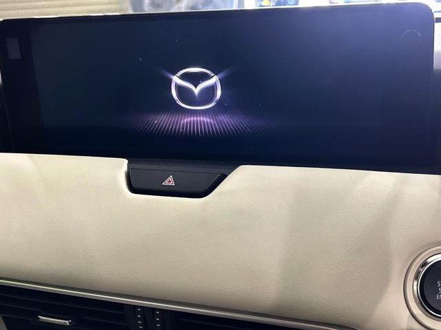CX-60 XD エクスクルーシブモード サンルーフ 12.3インチメーカーナビ BOSEサウンド 白革シート 10WAYパワーシート 全周囲カメラ シートベンチレーション ステアリングヒーター パワーバックドア ETC(3枚目)