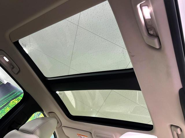 CX-60 XD エクスクルーシブモード サンルーフ 12.3インチメーカーナビ BOSEサウンド 白革シート 10WAYパワーシート 全周囲カメラ シートベンチレーション ステアリングヒーター パワーバックドア ETC(4枚目)