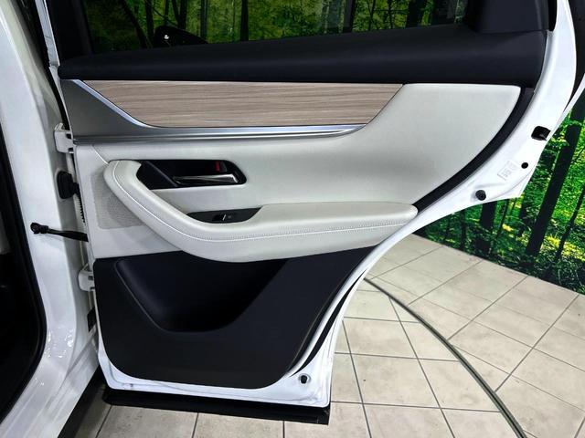 CX-60 XD エクスクルーシブモード サンルーフ 12.3インチメーカーナビ BOSEサウンド 白革シート 10WAYパワーシート 全周囲カメラ シートベンチレーション ステアリングヒーター パワーバックドア ETC(34枚目)