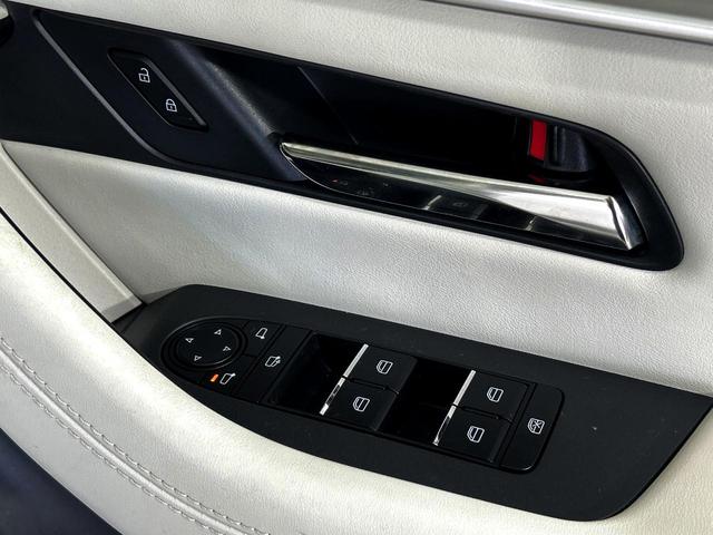 CX-60 XD エクスクルーシブモード サンルーフ 12.3インチメーカーナビ BOSEサウンド 白革シート 10WAYパワーシート 全周囲カメラ シートベンチレーション ステアリングヒーター パワーバックドア ETC(50枚目)