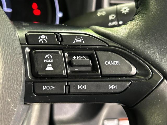 シエンタ ハイブリッドZ 10.5インチ純正ディスプレイオーディオ 全周囲カメラ 両側パワースライドドア レーダークルーズコントロール ブラインドスポットモニター シーヒーター ステアリングヒーター 100V電源(6枚目)