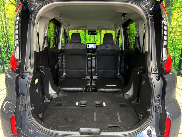 シエンタ ハイブリッドZ 10.5インチ純正ディスプレイオーディオ 全周囲カメラ 両側パワースライドドア レーダークルーズコントロール ブラインドスポットモニター シーヒーター ステアリングヒーター 100V電源(11枚目)