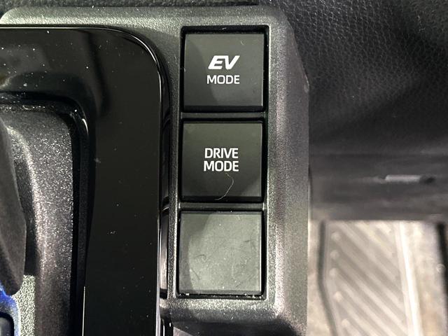 シエンタ ハイブリッドZ 10.5インチ純正ディスプレイオーディオ 全周囲カメラ 両側パワースライドドア レーダークルーズコントロール ブラインドスポットモニター シーヒーター ステアリングヒーター 100V電源(50枚目)