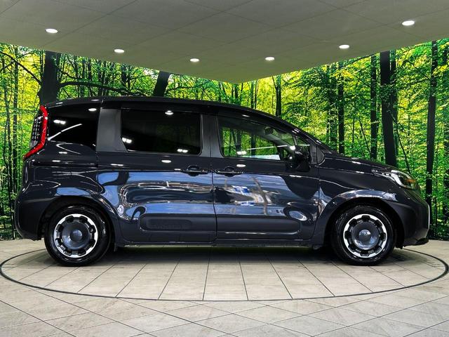 シエンタ ハイブリッドZ 10.5インチ純正ディスプレイオーディオ 全周囲カメラ 両側パワースライドドア レーダークルーズコントロール ブラインドスポットモニター シーヒーター ステアリングヒーター 100V電源(62枚目)