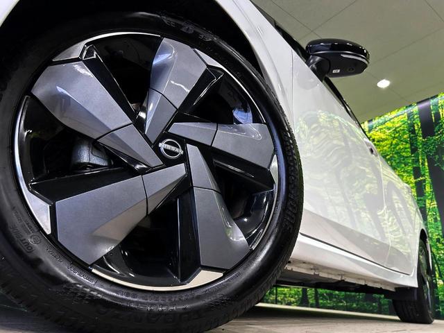 オーラ G サンルーフ 全周囲カメラ 衝突被害軽減システム レーダークルーズ 禁煙車 ドラレコ コーナーセンサー スマートキー LEDヘッド ビルトインETC オートハイビーム 車線逸脱警報 オートライト(13枚目)