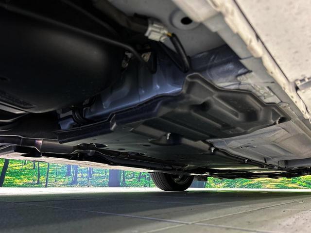 オーラ G サンルーフ 全周囲カメラ 衝突被害軽減システム レーダークルーズ 禁煙車 ドラレコ コーナーセンサー スマートキー LEDヘッド ビルトインETC オートハイビーム 車線逸脱警報 オートライト(35枚目)