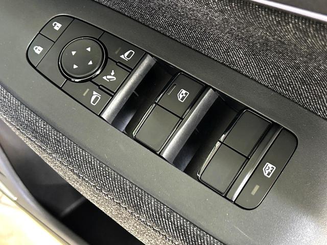 オーラ G サンルーフ 全周囲カメラ 衝突被害軽減システム レーダークルーズ 禁煙車 ドラレコ コーナーセンサー スマートキー LEDヘッド ビルトインETC オートハイビーム 車線逸脱警報 オートライト(43枚目)