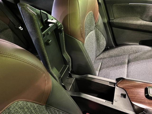 オーラ G サンルーフ 全周囲カメラ 衝突被害軽減システム レーダークルーズ 禁煙車 ドラレコ コーナーセンサー スマートキー LEDヘッド ビルトインETC オートハイビーム 車線逸脱警報 オートライト(44枚目)