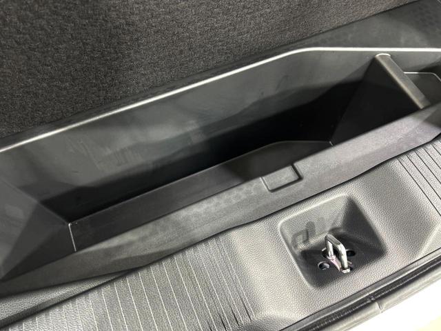 ヴェゼル e:HEV Z 純正SDナビ バックカメラ 衝突被害軽減システム レーダークルーズ 禁煙車 電動リアゲート ハーフレザーシート ドラレコ コーナーセンサー LEDヘッド ビルトインETC オートハイビーム(32枚目)