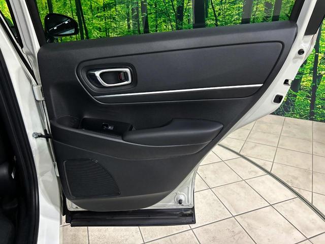 ヴェゼル e:HEV Z 純正SDナビ バックカメラ 衝突被害軽減システム レーダークルーズ 禁煙車 電動リアゲート ハーフレザーシート ドラレコ コーナーセンサー LEDヘッド ビルトインETC オートハイビーム(40枚目)