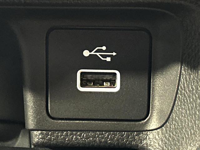 ヴェゼル e:HEV Z 純正SDナビ バックカメラ 衝突被害軽減システム レーダークルーズ 禁煙車 電動リアゲート ハーフレザーシート ドラレコ コーナーセンサー LEDヘッド ビルトインETC オートハイビーム(51枚目)