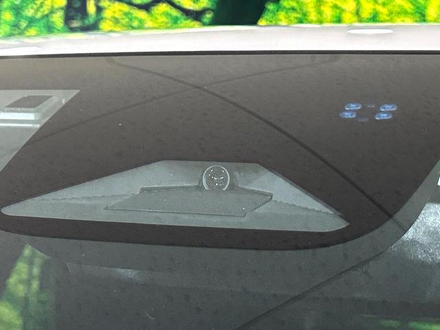 ヴェゼル e:HEV Z 純正SDナビ バックカメラ 衝突被害軽減システム レーダークルーズ 禁煙車 電動リアゲート ハーフレザーシート ドラレコ コーナーセンサー LEDヘッド ビルトインETC オートハイビーム(70枚目)