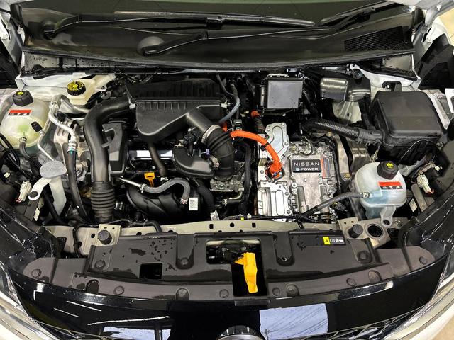 ノート Ｘ　純正ＳＤナビ　全周囲カメラ　衝突被害軽減システム　禁煙車　ドラレコ　コーナーセンサー　スマートキー　ＬＥＤヘッド　ビルトインＥＴＣ　オートハイビーム　車線逸脱警報　オートライト　オートエアコン（18枚目）