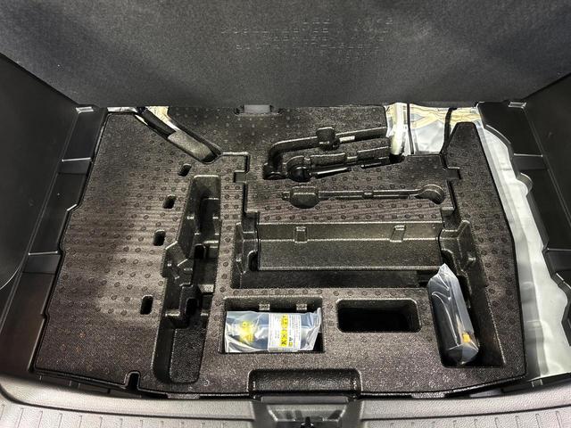 ノート Ｘ　純正ＳＤナビ　全周囲カメラ　衝突被害軽減システム　禁煙車　ドラレコ　コーナーセンサー　スマートキー　ＬＥＤヘッド　ビルトインＥＴＣ　オートハイビーム　車線逸脱警報　オートライト　オートエアコン（43枚目）