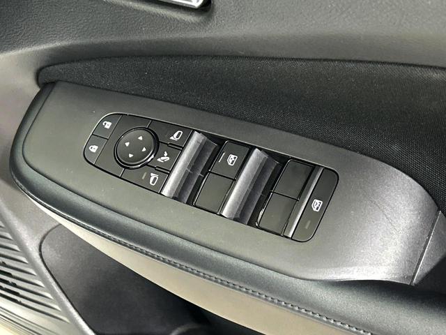 ノート Ｘ　純正ＳＤナビ　全周囲カメラ　衝突被害軽減システム　禁煙車　ドラレコ　コーナーセンサー　スマートキー　ＬＥＤヘッド　ビルトインＥＴＣ　オートハイビーム　車線逸脱警報　オートライト　オートエアコン（59枚目）