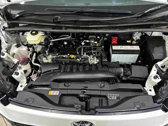 ヴォクシー Ｓ－Ｚ　両側電動ドア　バックカメラ　衝突被害軽減システム　レーダークルーズ　禁煙車　ハーフレザーシート　ドラレコ　コーナーセンサー　スマートキー　ＬＥＤヘッド　ＥＴＣ２．０　オートハイビーム　車線逸脱警報（19枚目）