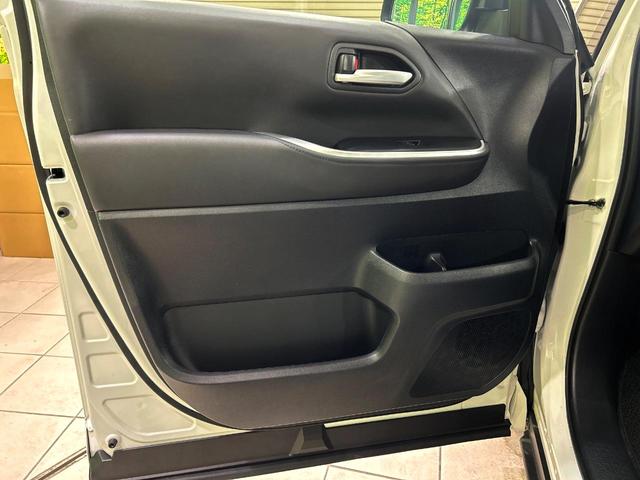 ヴォクシー Ｓ－Ｚ　両側電動ドア　バックカメラ　衝突被害軽減システム　レーダークルーズ　禁煙車　ハーフレザーシート　ドラレコ　コーナーセンサー　スマートキー　ＬＥＤヘッド　ＥＴＣ２．０　オートハイビーム　車線逸脱警報（59枚目）