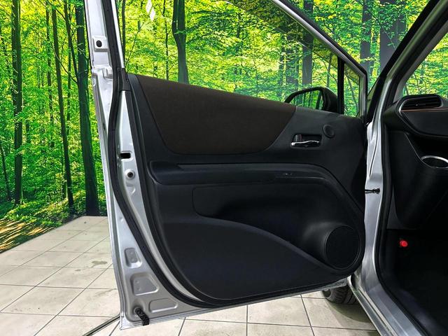 シエンタ G クエロ 両側電動スライドドア 純正ナビ バックカメラ セーフティセンス 禁煙車 ハーフレザーシート オートハイビーム LEDヘッド LEDフォグ オートライト ETC オートエアコン 車線逸脱警報(33枚目)
