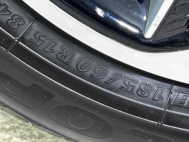 シエンタ G クエロ 両側電動スライドドア 純正ナビ バックカメラ セーフティセンス 禁煙車 ハーフレザーシート オートハイビーム LEDヘッド LEDフォグ オートライト ETC オートエアコン 車線逸脱警報(56枚目)