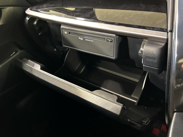 アルファード 2.5S タイプゴールド サンルーフ メーカー9型ディスプレイ 両側電動スライドドア 後席モニター バックカメラ 100V電源 レーダークルーズ 3眼LEDヘッド 禁煙車 ハーフレザーシート ETC CD・DVD再生(69枚目)