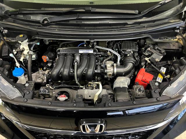 フリード G・ホンダセンシング 純正9インチナビ 両側電動スライドドア ホンダセンシング アダプティブクルーズ バックカメラ シートヒーター 禁煙車 ハーフレザーシート LEDヘッド ETC オートライト スマートキー(19枚目)