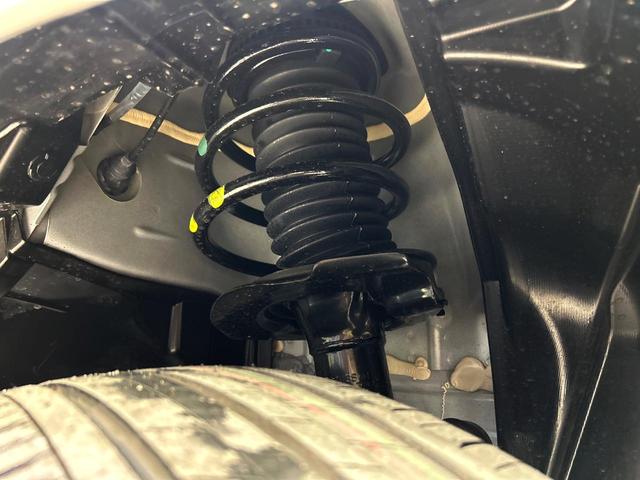 セレナ e-パワー ハイウェイスターV プロパイロット 登録済未使用車 両側電動スライドドア 全周囲カメラ エマージェンシーブレーキ ブラインドスポットモニター LEDヘッド ETC2.0 車線逸脱警報 オートライト(20枚目)