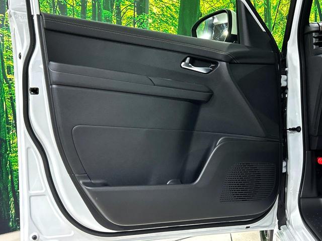 セレナ e-パワー ハイウェイスターV プロパイロット 登録済未使用車 両側電動スライドドア 全周囲カメラ エマージェンシーブレーキ ブラインドスポットモニター LEDヘッド ETC2.0 車線逸脱警報 オートライト(40枚目)