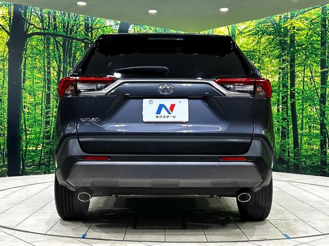 安心の最長１０年・走行無制限保証（有償）をご用意。保証内容も充実はもちろん、無料点検＆オイル交換や、年中無休の全国・２４時間ロードサービスも付帯されておりますのでご安心下さい。