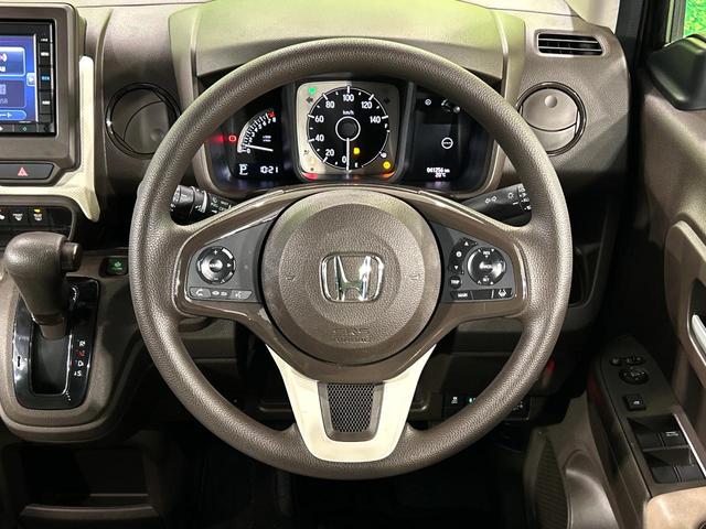 ステアリングも使用感が少なく、きれいな状態となっております♪