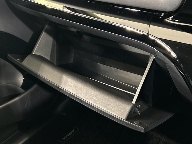 アクア Ｇ　ターンチルトシート　純正８型ディスプレイ　バックカメラ　セーフティセンス　１００Ｖ電源　レーダークルーズ　禁煙車　パワーシート　ＬＥＤヘッド　ＥＴＣ　オートハイビーム　車線逸脱警報　オートライト（42枚目）