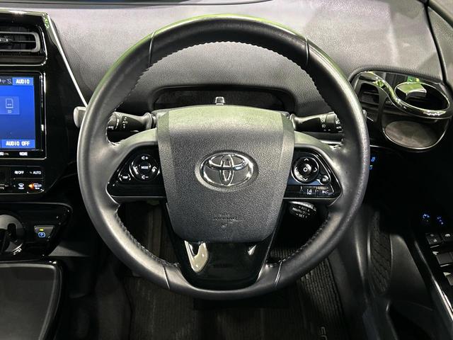 プリウス Ｓツーリングセレクション　モデリスタフルエアロ　純正９インチナビ　バックカメラ　セーフティセンス　レーダークルーズ　禁煙車　シートヒーター　１００Ｖ電源　ＬＥＤヘッド　ＥＴＣ２．０　オートハイビーム　オートライト（11枚目）