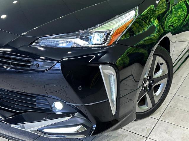 プリウス Ｓツーリングセレクション　モデリスタフルエアロ　純正９インチナビ　バックカメラ　セーフティセンス　レーダークルーズ　禁煙車　シートヒーター　１００Ｖ電源　ＬＥＤヘッド　ＥＴＣ２．０　オートハイビーム　オートライト（12枚目）