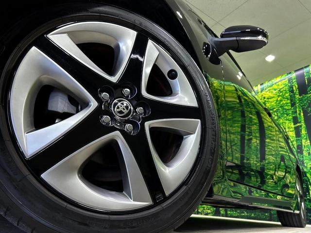 プリウス Ｓツーリングセレクション　モデリスタフルエアロ　純正９インチナビ　バックカメラ　セーフティセンス　レーダークルーズ　禁煙車　シートヒーター　１００Ｖ電源　ＬＥＤヘッド　ＥＴＣ２．０　オートハイビーム　オートライト（13枚目）