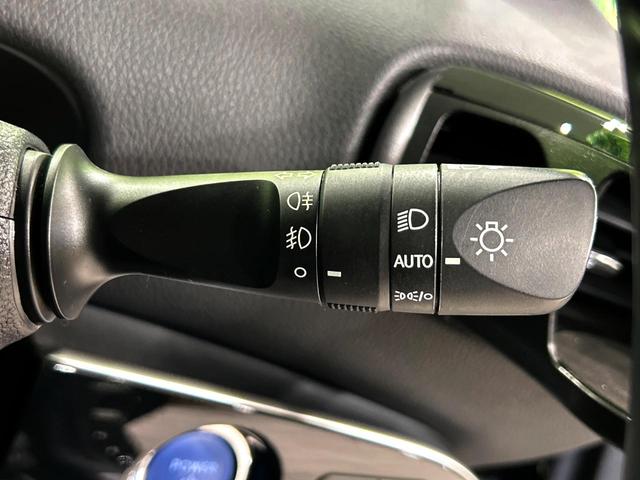 プリウス Ｓツーリングセレクション　モデリスタフルエアロ　純正９インチナビ　バックカメラ　セーフティセンス　レーダークルーズ　禁煙車　シートヒーター　１００Ｖ電源　ＬＥＤヘッド　ＥＴＣ２．０　オートハイビーム　オートライト（50枚目）