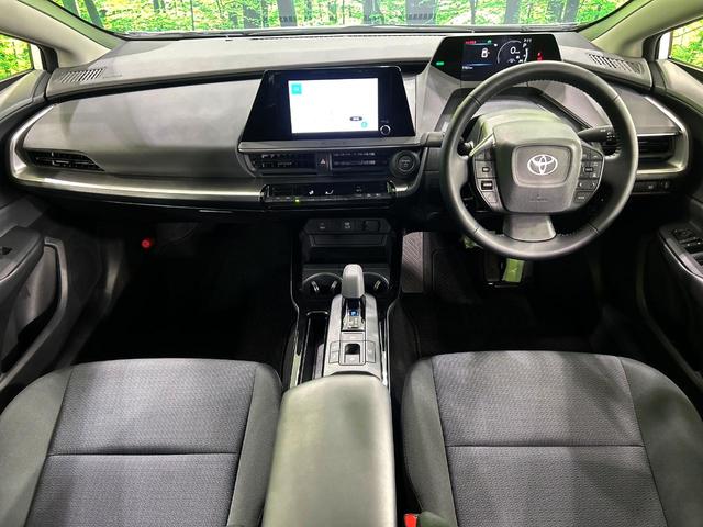 プリウス X 純正8インチディスプレイ セーフティセンス バックカメラ 100V電源 レーダークルーズ 禁煙車 ブラインドスポットモニター LEDヘッド ETC2.0 オートハイビーム 車線逸脱警報 オートライト(2枚目)