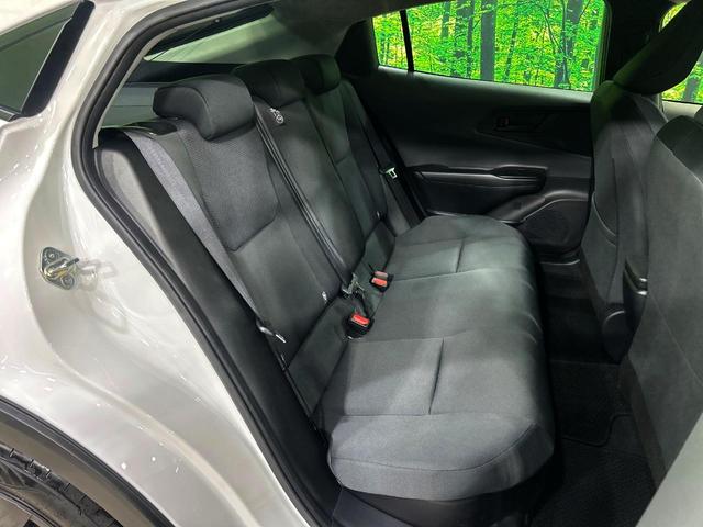 プリウス X 純正8インチディスプレイ セーフティセンス バックカメラ 100V電源 レーダークルーズ 禁煙車 ブラインドスポットモニター LEDヘッド ETC2.0 オートハイビーム 車線逸脱警報 オートライト(9枚目)