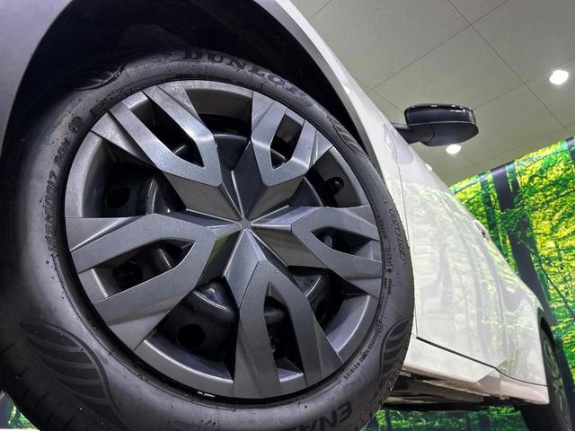 プリウス X 純正8インチディスプレイ セーフティセンス バックカメラ 100V電源 レーダークルーズ 禁煙車 ブラインドスポットモニター LEDヘッド ETC2.0 オートハイビーム 車線逸脱警報 オートライト(13枚目)