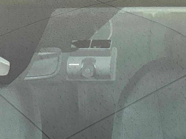 プリウス X 純正8インチディスプレイ セーフティセンス バックカメラ 100V電源 レーダークルーズ 禁煙車 ブラインドスポットモニター LEDヘッド ETC2.0 オートハイビーム 車線逸脱警報 オートライト(33枚目)