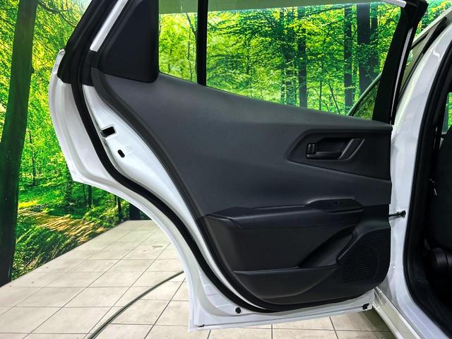 プリウス X 純正8インチディスプレイ セーフティセンス バックカメラ 100V電源 レーダークルーズ 禁煙車 ブラインドスポットモニター LEDヘッド ETC2.0 オートハイビーム 車線逸脱警報 オートライト(37枚目)