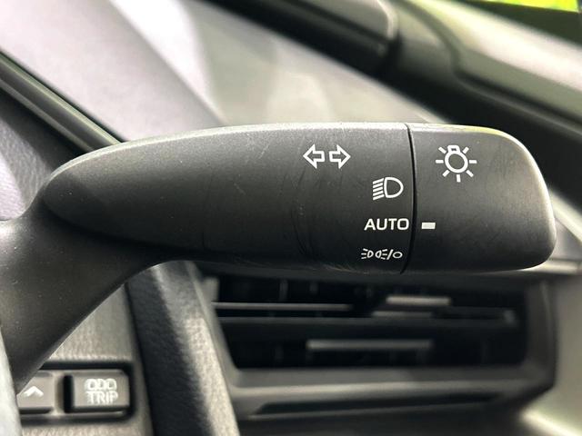 プリウス X 純正8インチディスプレイ セーフティセンス バックカメラ 100V電源 レーダークルーズ 禁煙車 ブラインドスポットモニター LEDヘッド ETC2.0 オートハイビーム 車線逸脱警報 オートライト(55枚目)