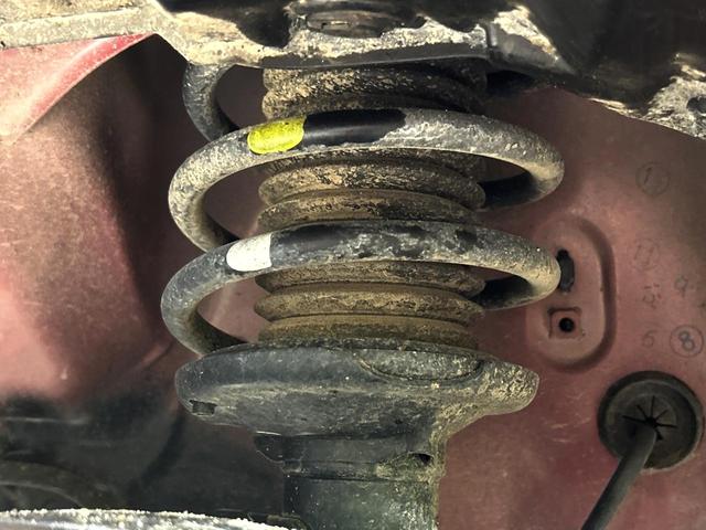 ハスラー ハイブリッドＧ　ＳＤナビ　バックカメラ　衝突被害軽減システム　禁煙車　コーナーセンサー　スマートキー　ＬＥＤヘッド　ＥＴＣ　車線逸脱警報　オートライト　オートエアコン　Ｂｌｕｅｔｏｏｔｈ　ＣＤ　ＤＶＤ再生　地デジ（22枚目）