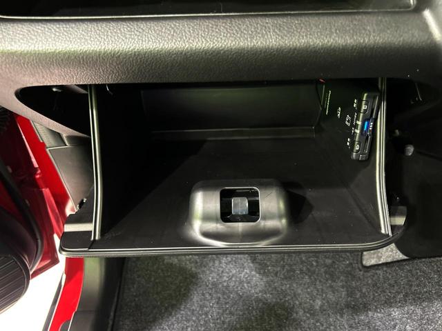 ハスラー ハイブリッドＧ　ＳＤナビ　バックカメラ　衝突被害軽減システム　禁煙車　コーナーセンサー　スマートキー　ＬＥＤヘッド　ＥＴＣ　車線逸脱警報　オートライト　オートエアコン　Ｂｌｕｅｔｏｏｔｈ　ＣＤ　ＤＶＤ再生　地デジ（25枚目）